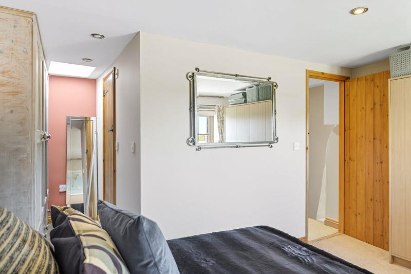 Property Image 2b7f21d5-fa3c-48d6-8eff-d44dcc818d05