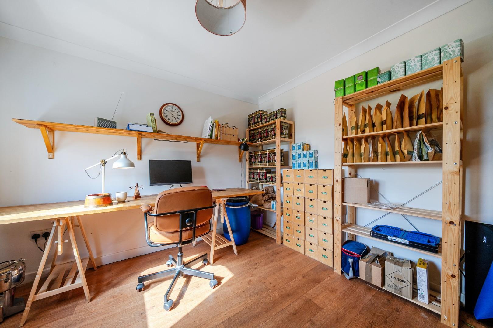 Property Image 2b96a2f4-9d2f-45af-820e-016107a45cb0