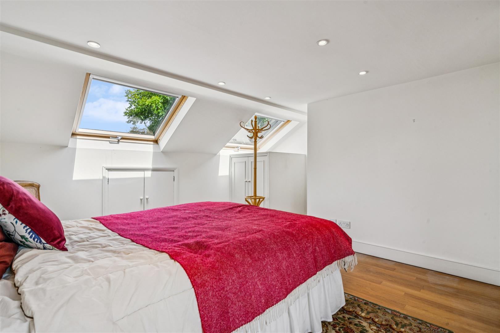Property Image 2b993750-7097-4b21-b73f-bd8976f24831