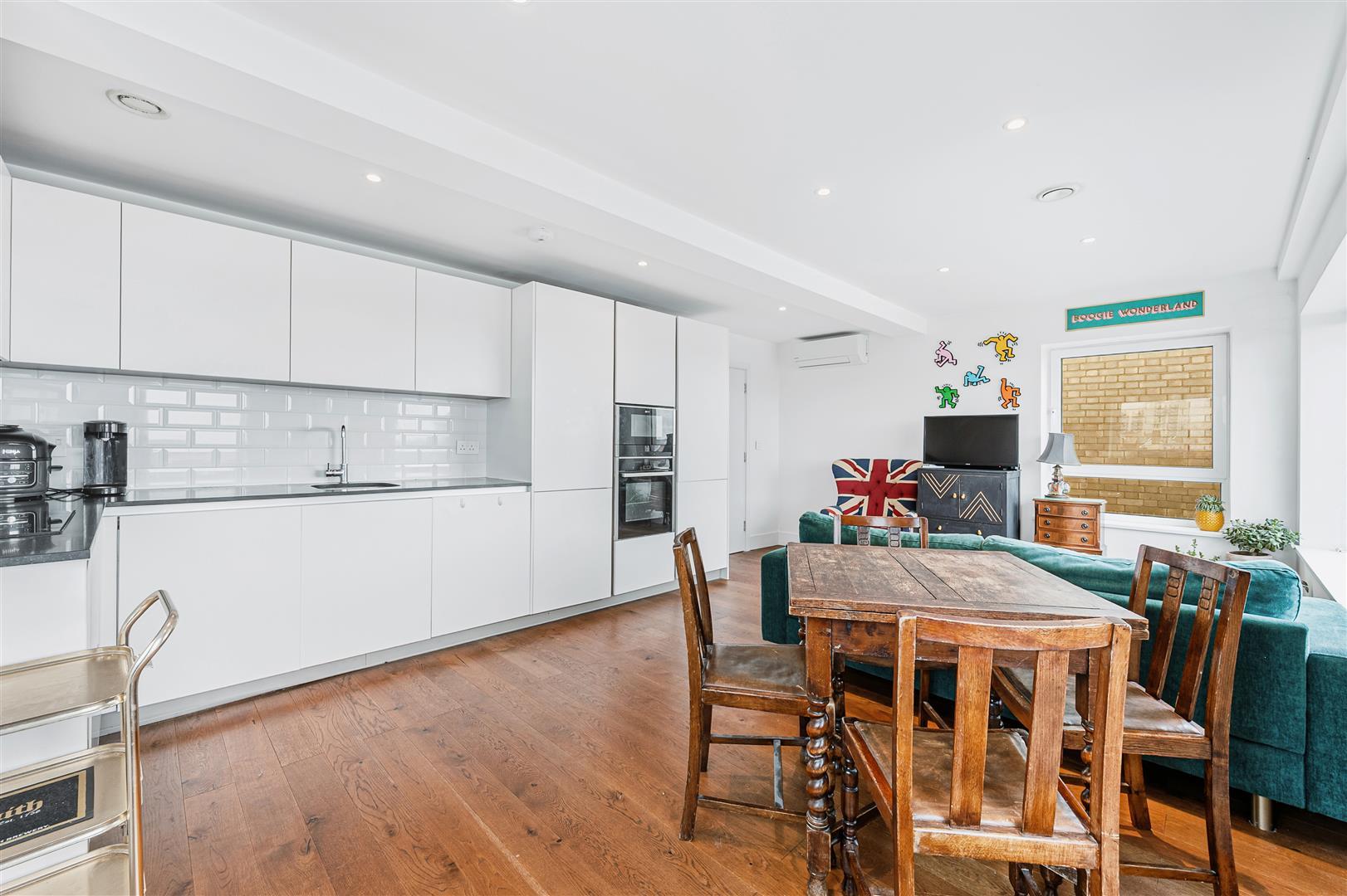 Property Image 2bc3913d-935f-4398-9e0d-4f582f316dd6