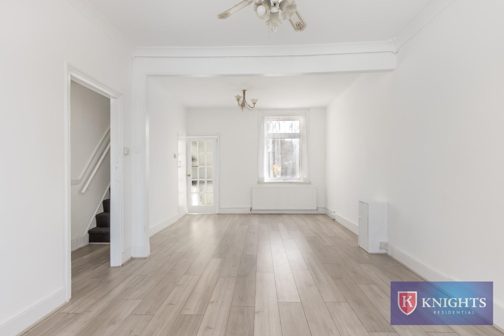 Property Image 2bdc4f49-8f72-48d2-a538-2df3be8c2fa4