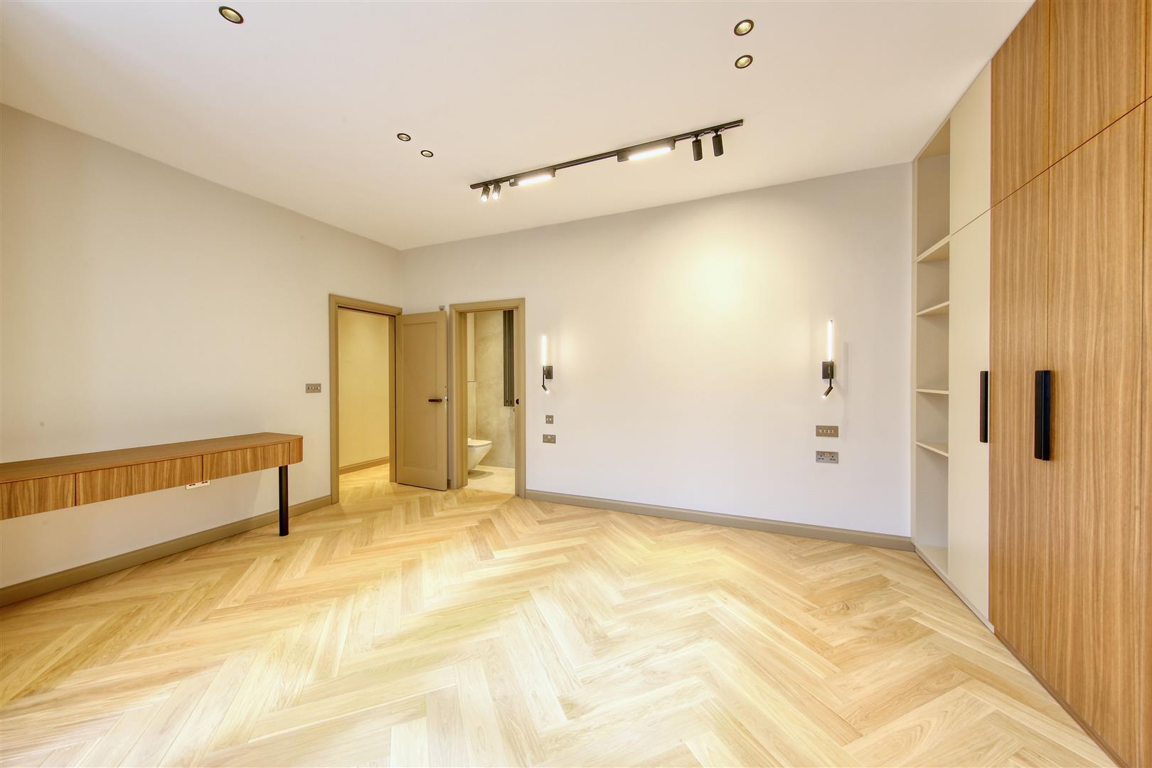 Property Image 2bdd061d-c2e5-4890-b5d4-fc7110a04810