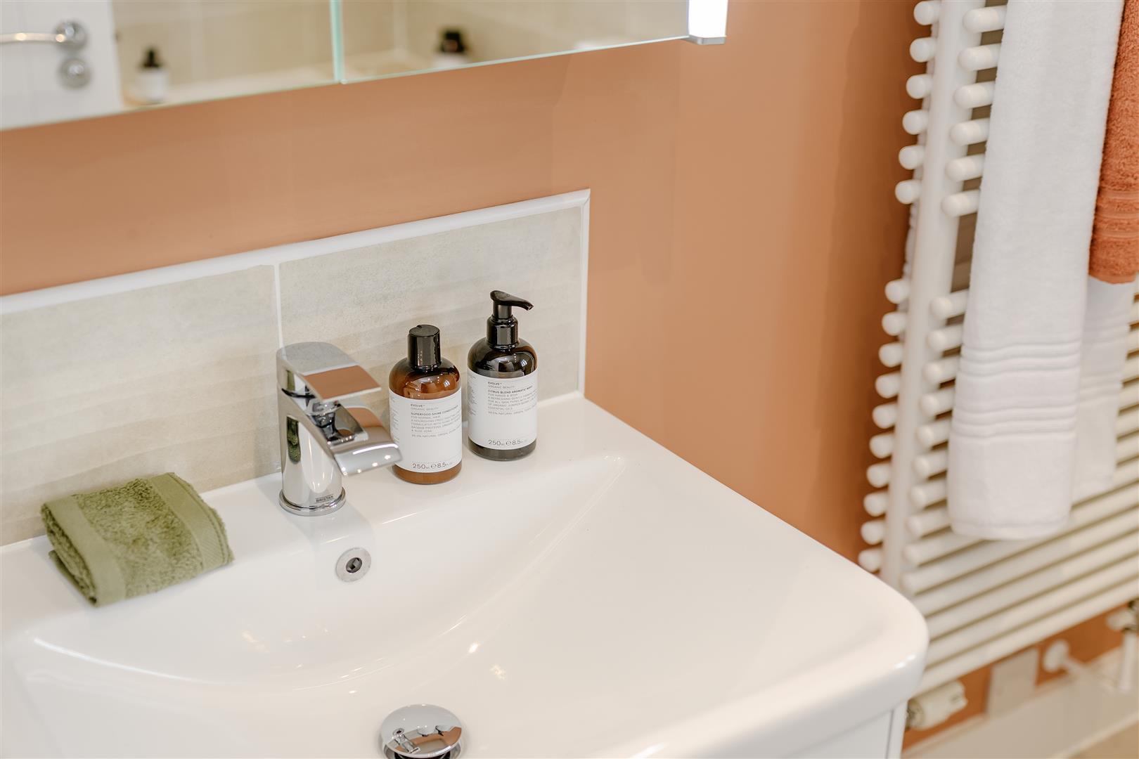 Property Image 2be59295-56bd-4607-8744-98c44f967c17