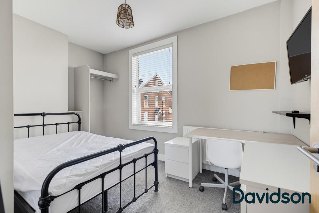 Property Image 2be5abe6-fc15-4e0f-be3a-15ee39eaa6bb