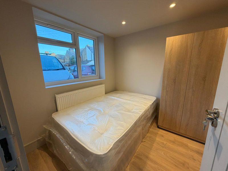 Property Image 2c15ebab-2493-4c3f-ae1c-4f8178b2b2af