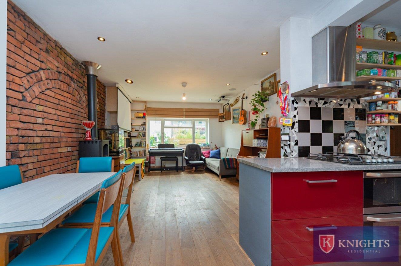 Property Image 2c1cf65f-4adb-4b20-88e5-3e6767c3e8de