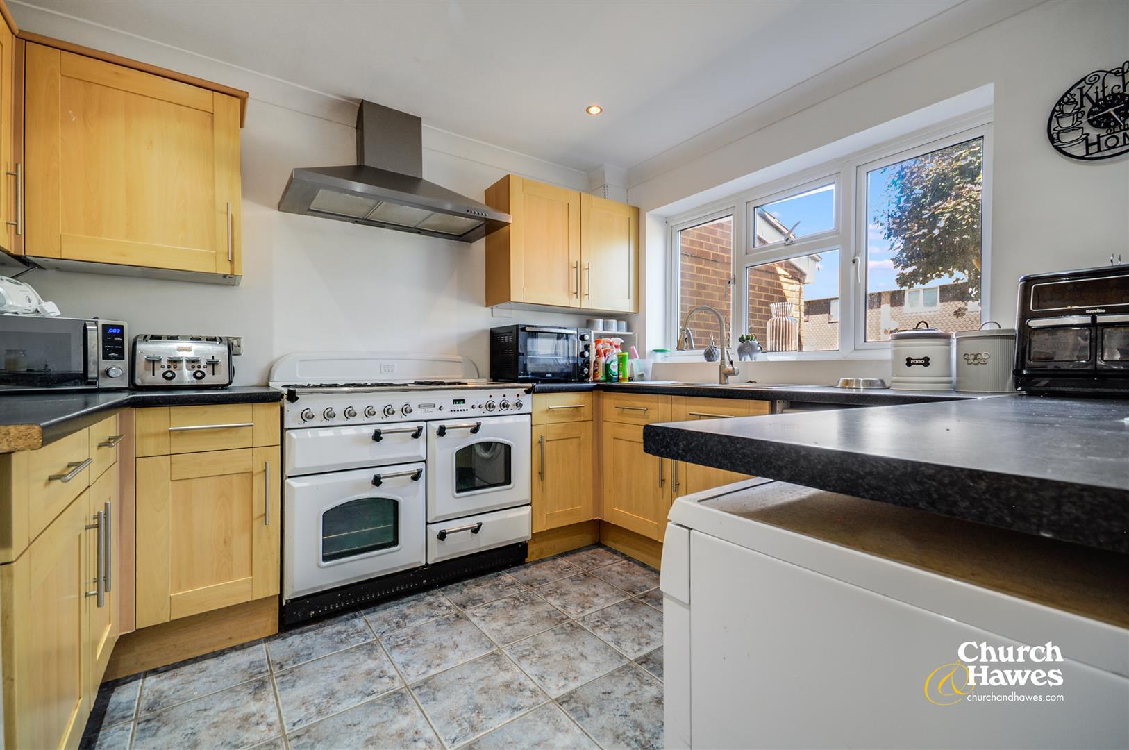 Property Image 2c1e1c07-db32-400b-9e05-d9bac8aa6c58