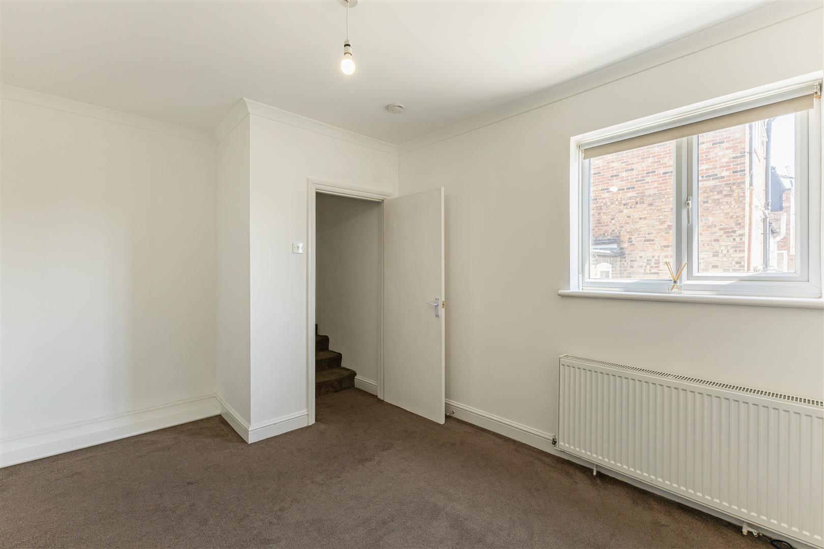 Property Image 2c2a3a00-a033-47d6-b811-f4ceb5602899