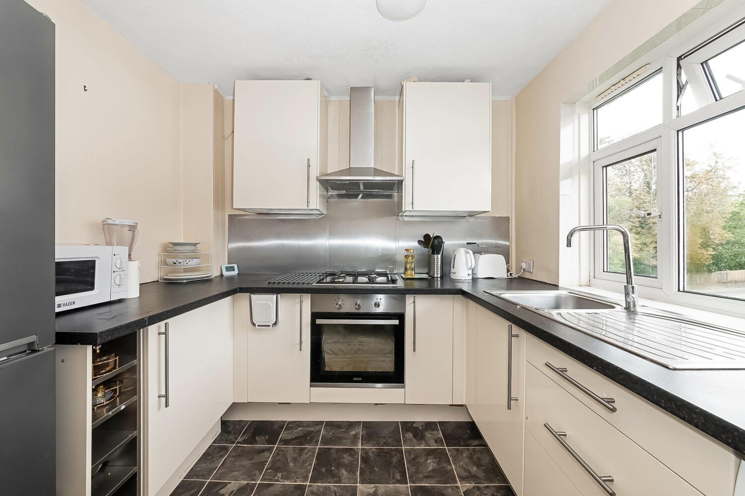 Property Image 2c2ec90d-fb50-40c1-a2b4-fc12727bd9c1