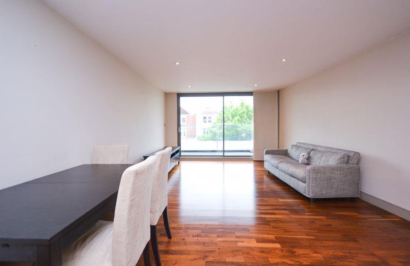 Property Image 2c47bc72-44b4-4af2-909b-75807396093f