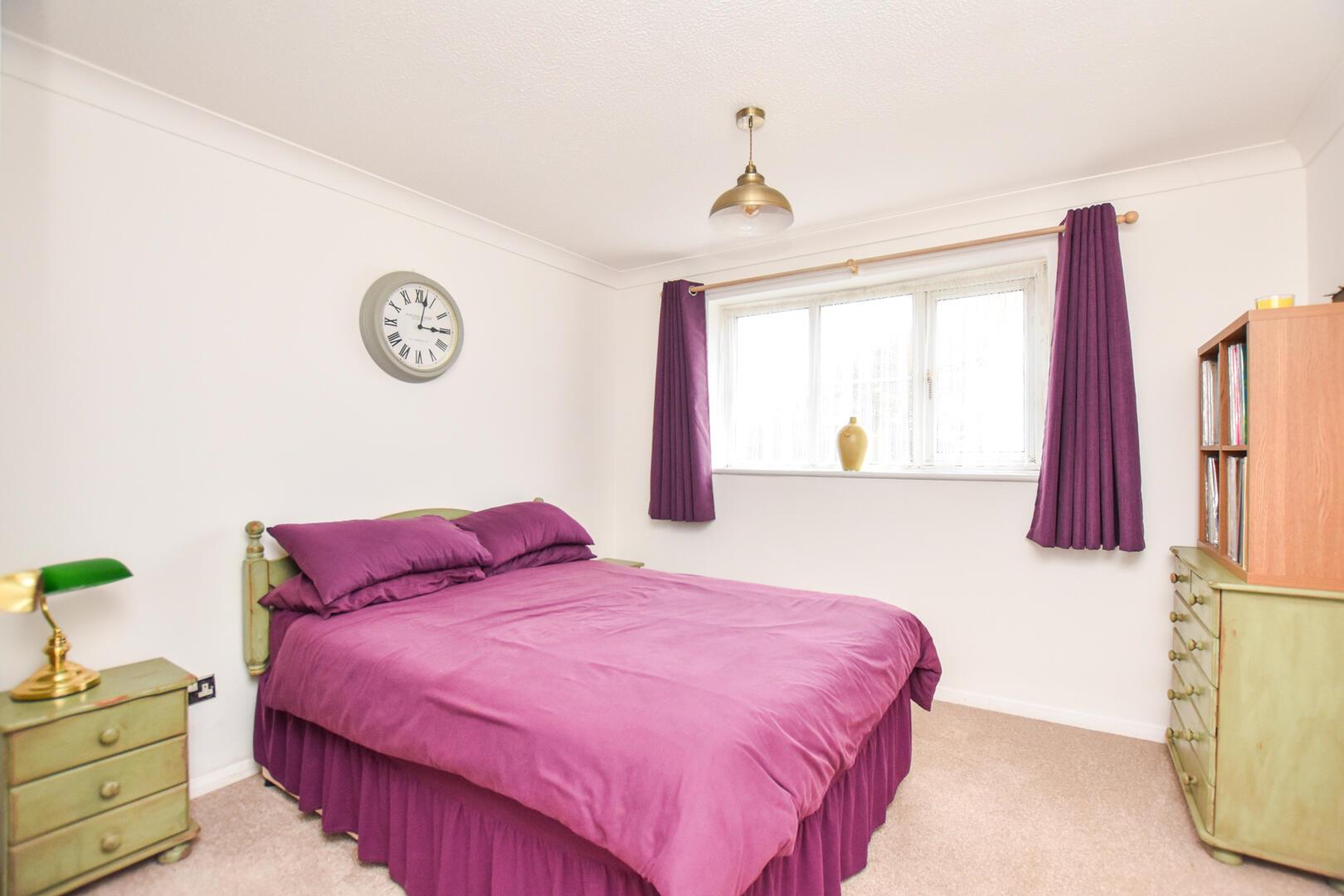 Property Image 2c53eeb2-b973-4c67-9d27-47b6bf6a09fb
