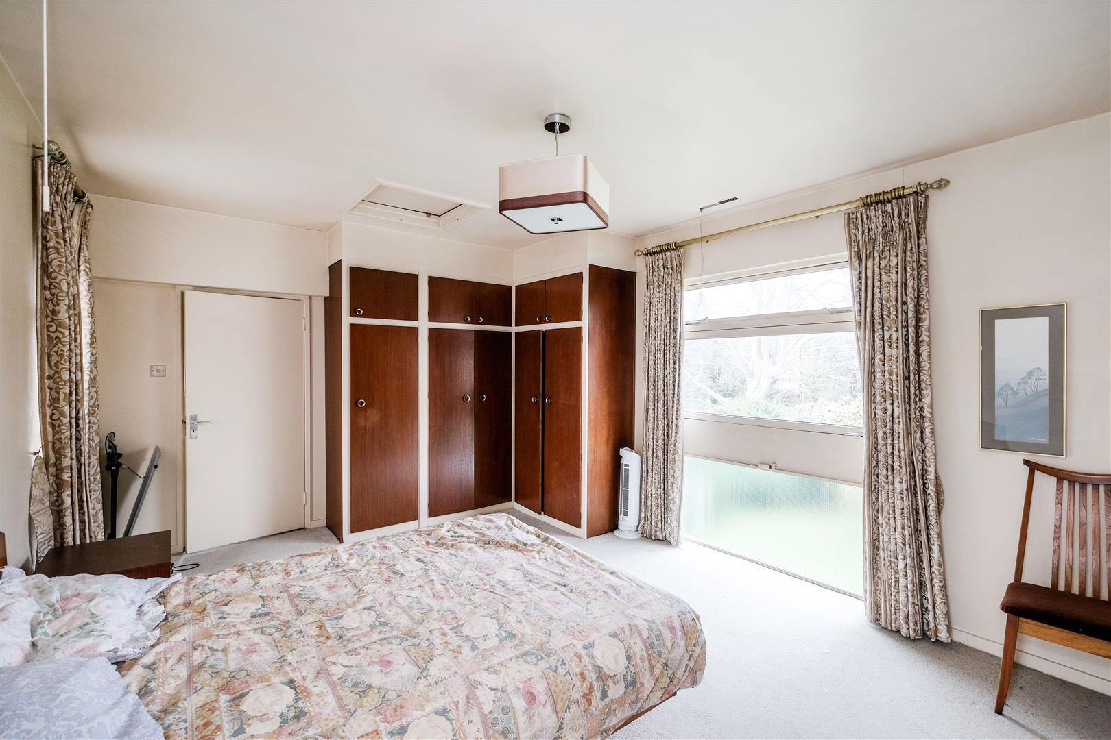 Property Image 2c56d0f0-b02f-456e-b969-14e5c24d10e0
