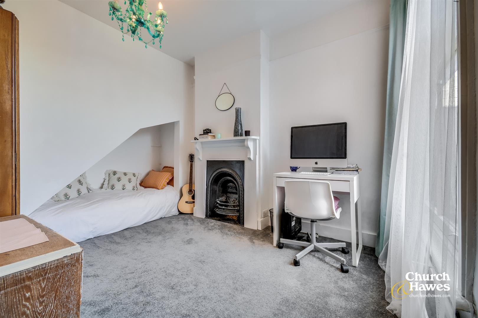 Property Image 2c5ff650-861e-4a44-99b9-a126506a9a7e