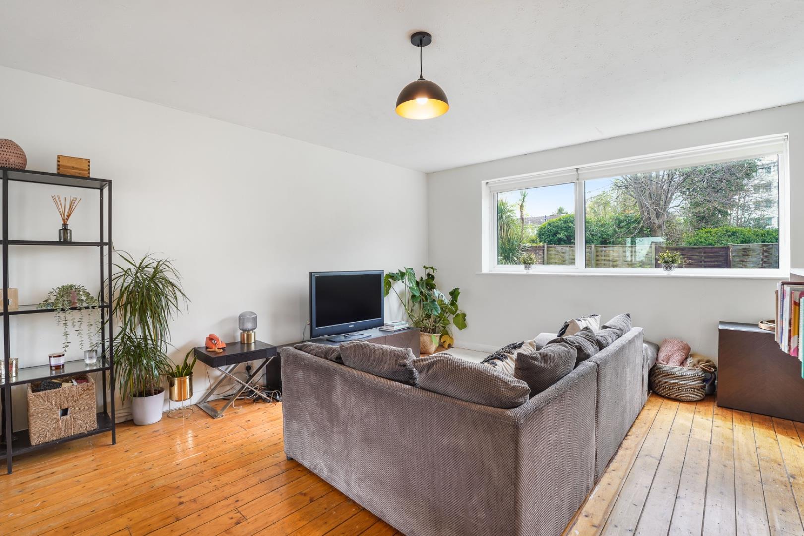 Property Image 2c751816-3a84-4d87-aa7e-558898085314