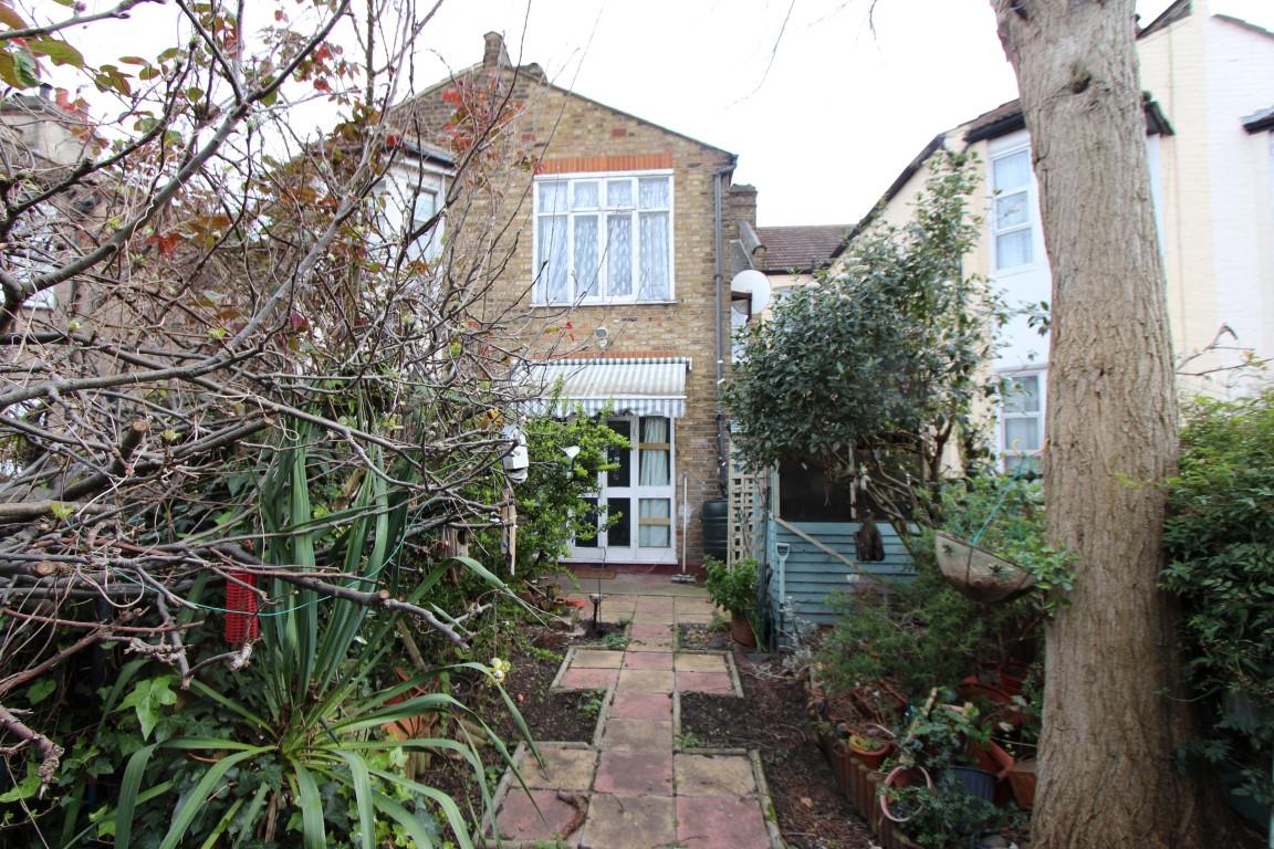 Property Image 2c7b9942-1da5-4627-a2f7-1de060a41c6b