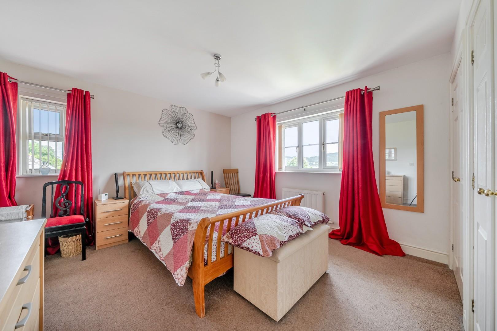 Property Image 2c7e0c55-5cf0-4feb-84d1-cfea2dea283e