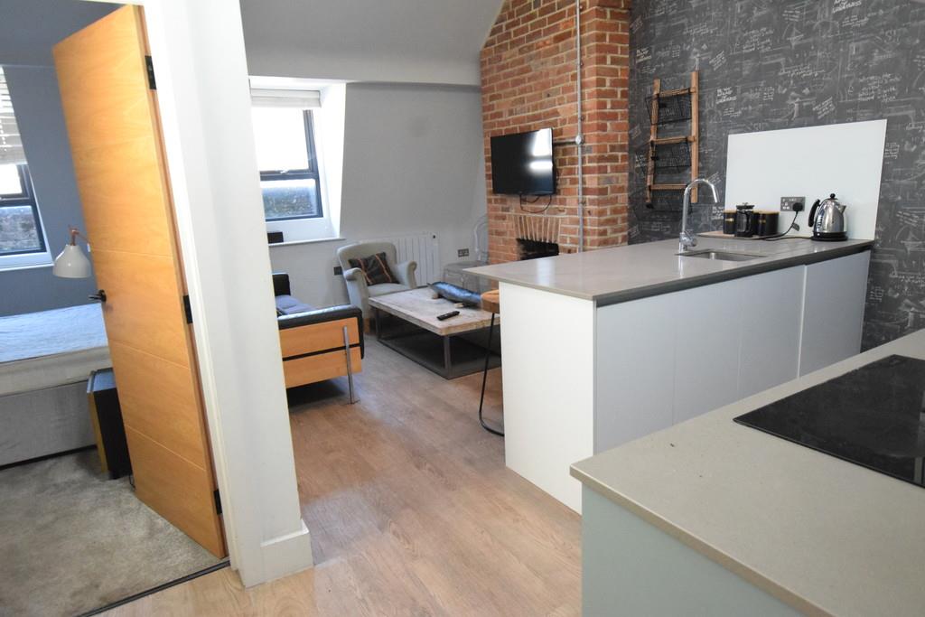Property Image 2c96c75f-0c10-4971-8354-d6514cdc1bcf