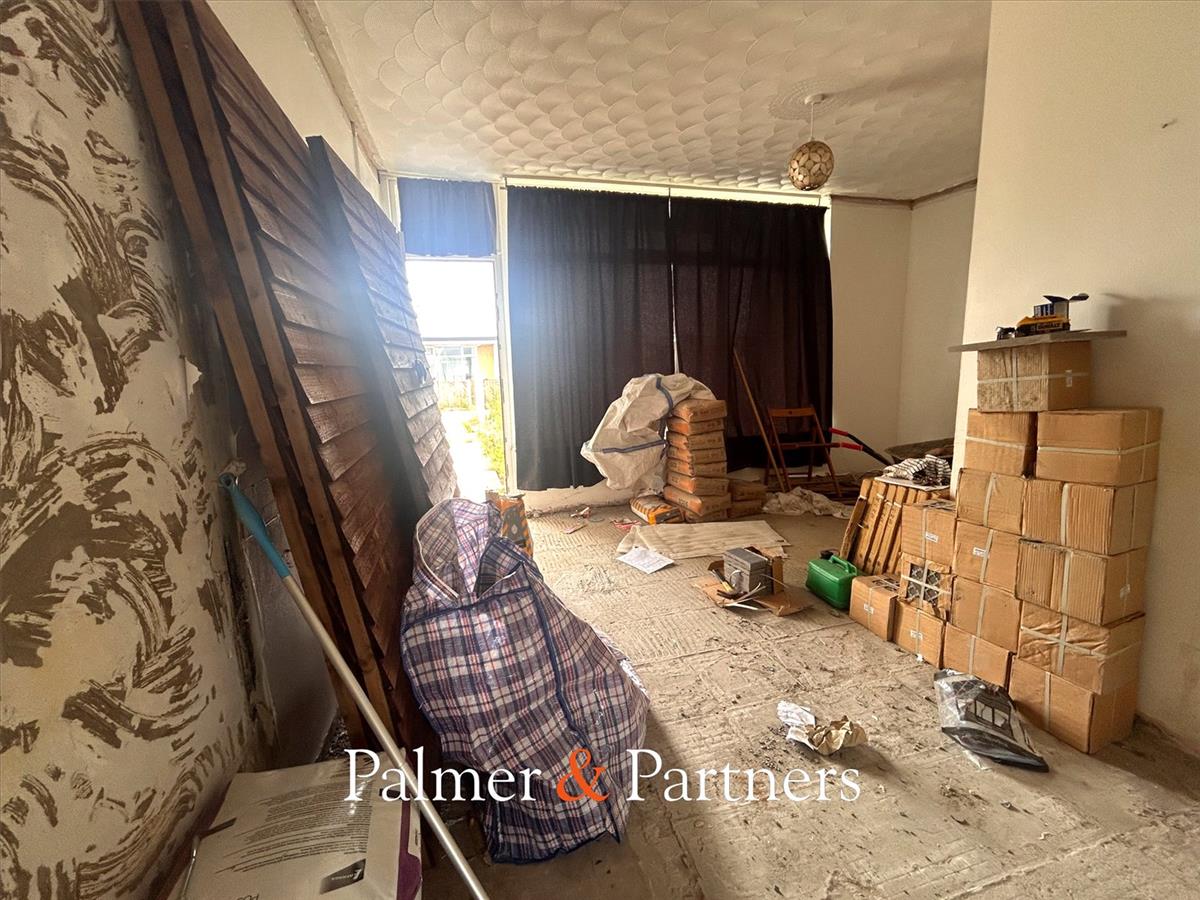 Property Image 2c98db37-57a8-401a-ab68-5bd9a6f74c4e