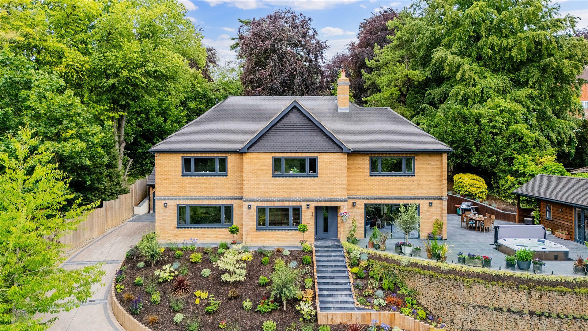 Property Image 2c9eae11-d7bd-40df-9952-82a18dcedf77