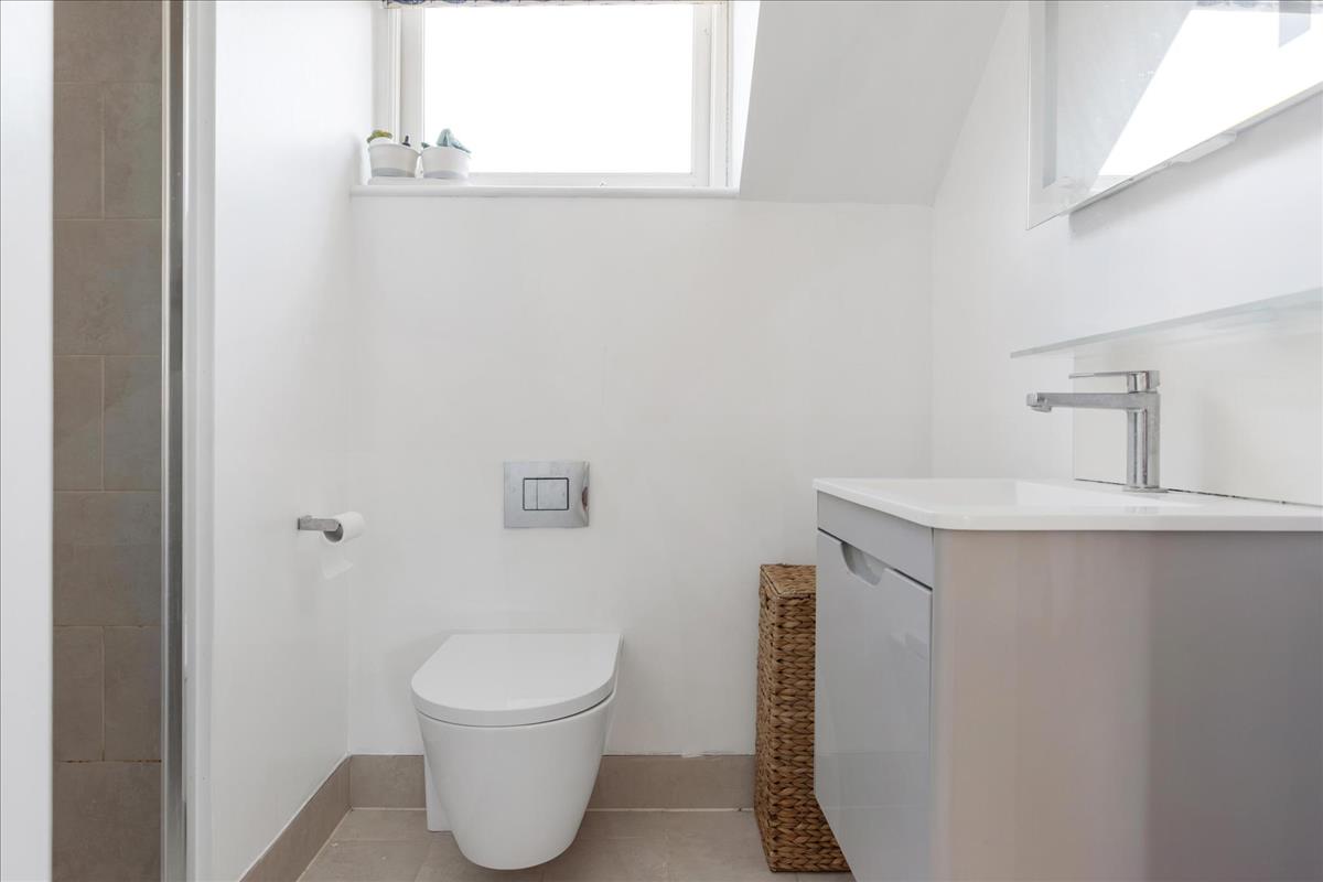 Property Image 2cbb4424-f07a-4e56-9978-74bccd46fd73