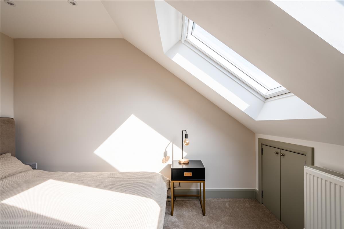 Newly refurbished four double bedroom house with garden for long let on Bushberry Road E9 Homerton