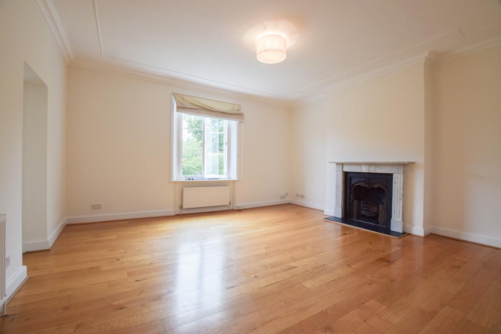 Property Image 2cc1695f-81a8-46d4-8a0a-9d05c15d4ffe