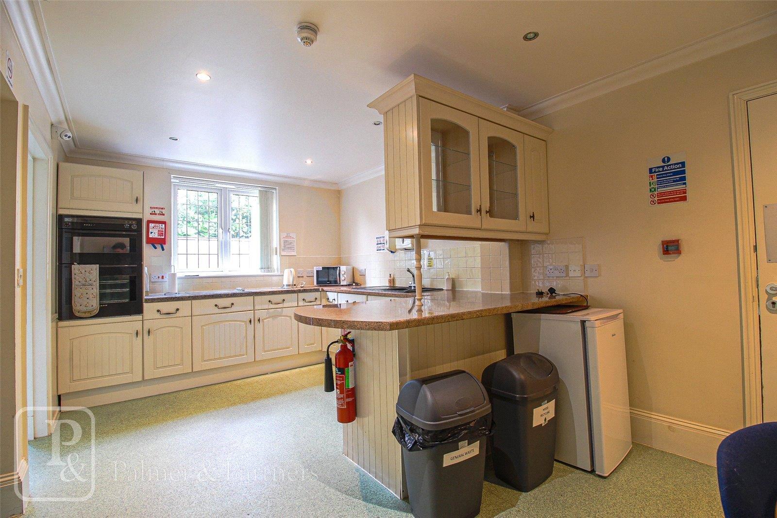 Property Image 2cc23840-def7-4c31-aca2-e81b7c6bef45