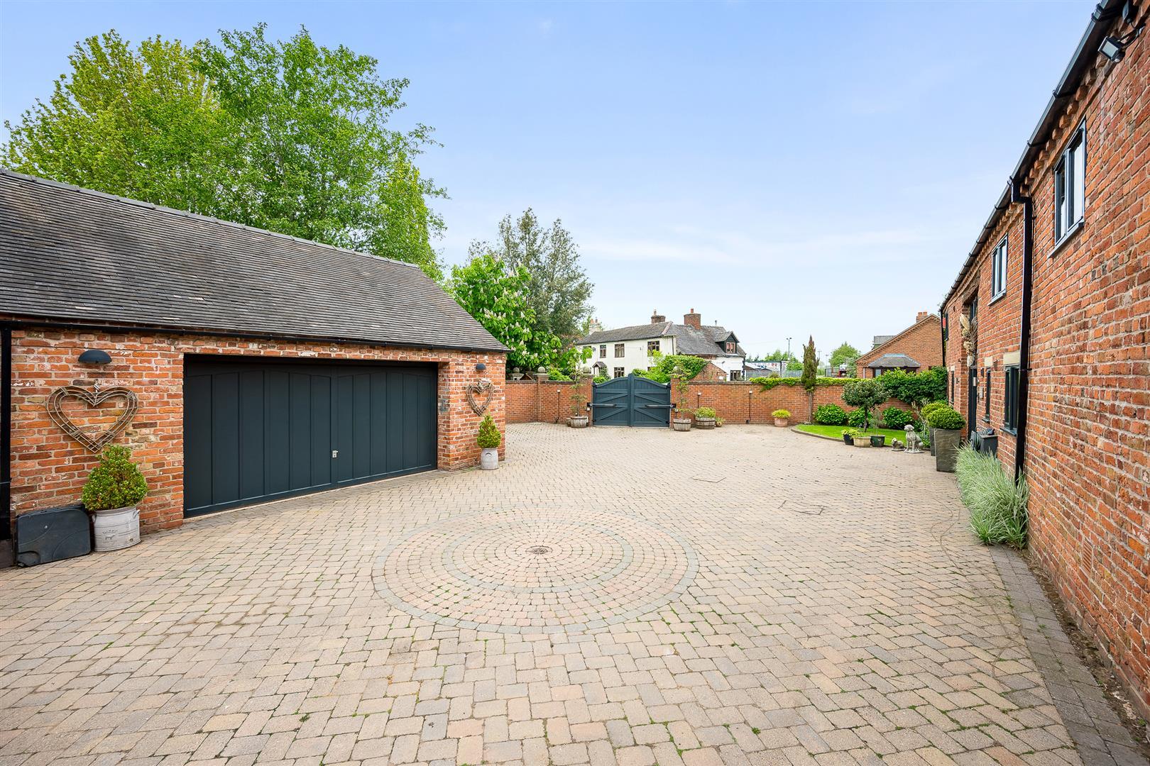 Property Image 2cc3eb62-af55-43c1-bc73-467edcfa4d66