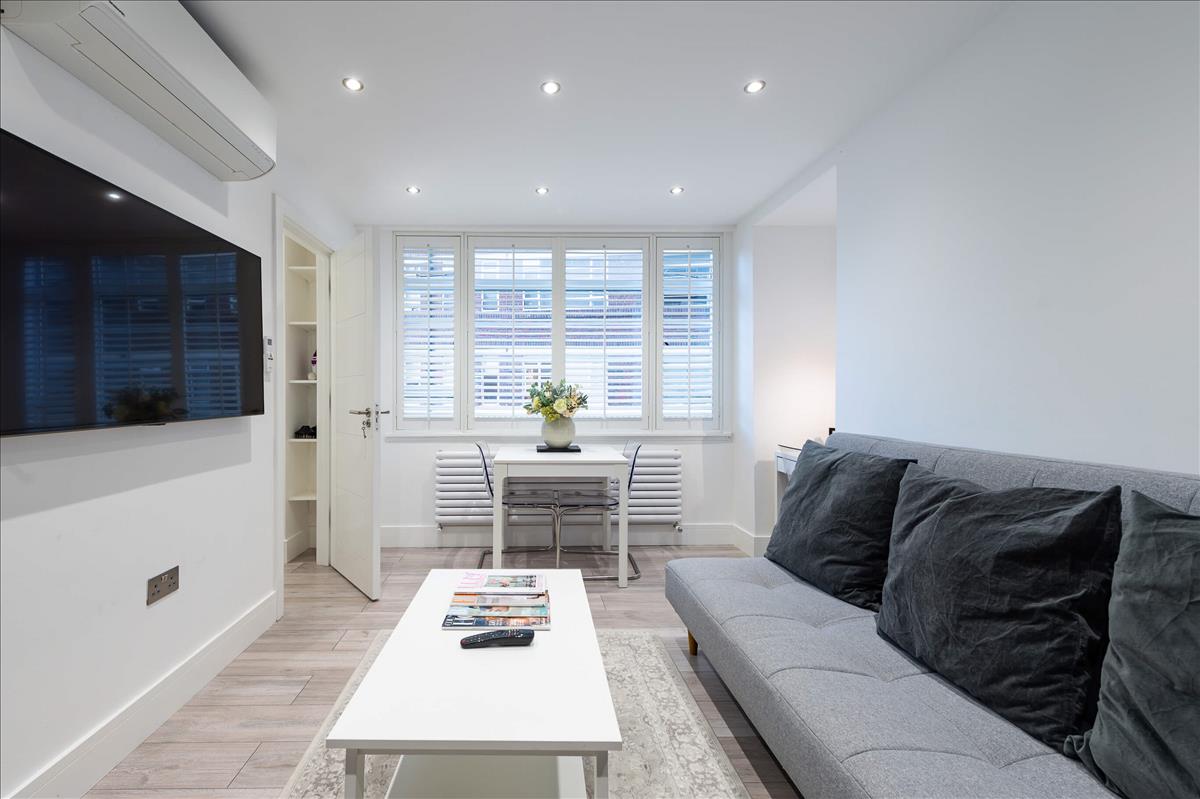 Property Image 2cd8b5ce-0c2c-4e8f-bc8a-46cc7833675a