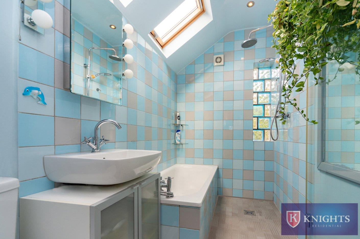 Property Image 2cda14d2-0cc6-41f3-b857-3295eb747f7a