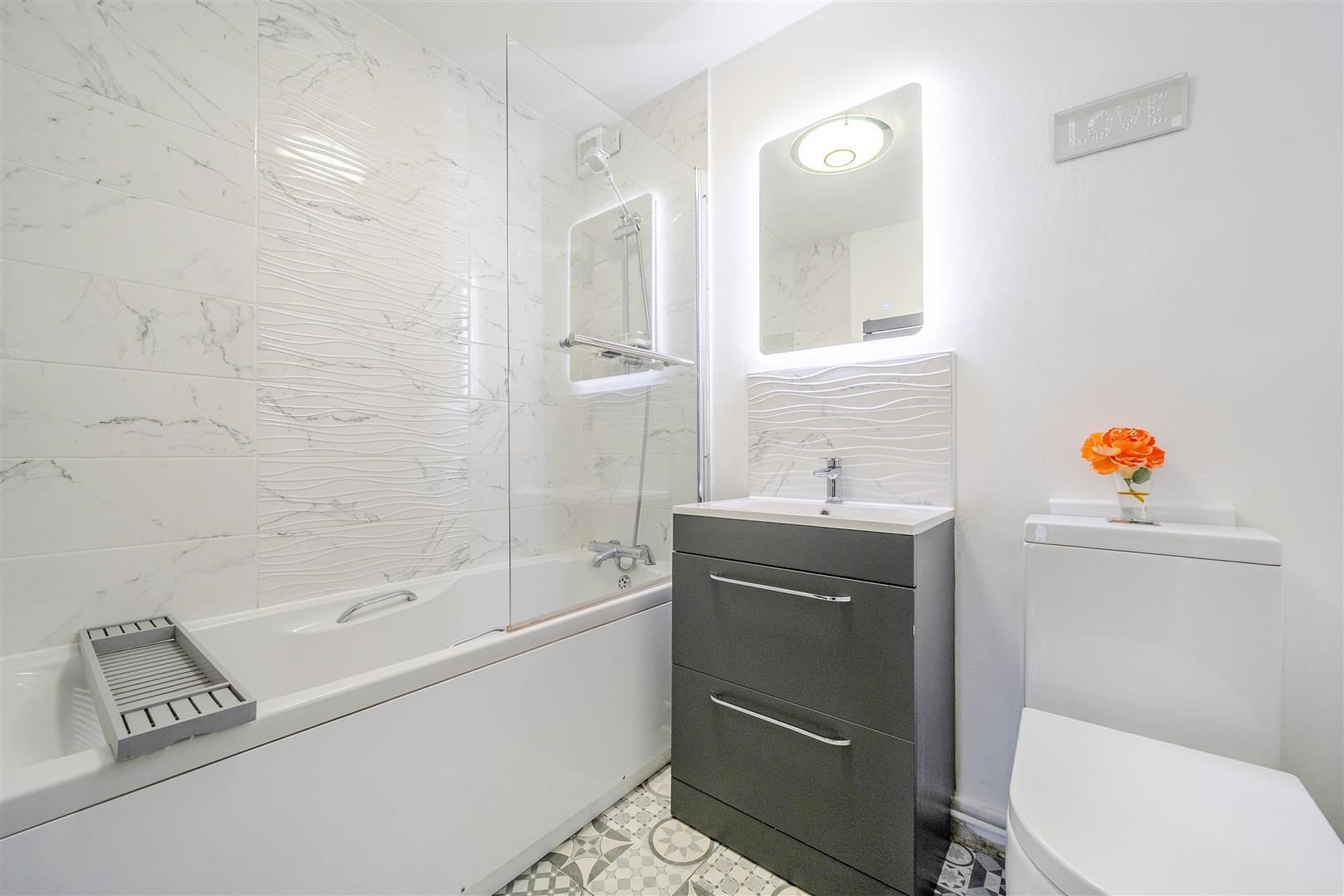 Property Image 2cf538f2-5892-4e9f-bfb4-91be16bb808a