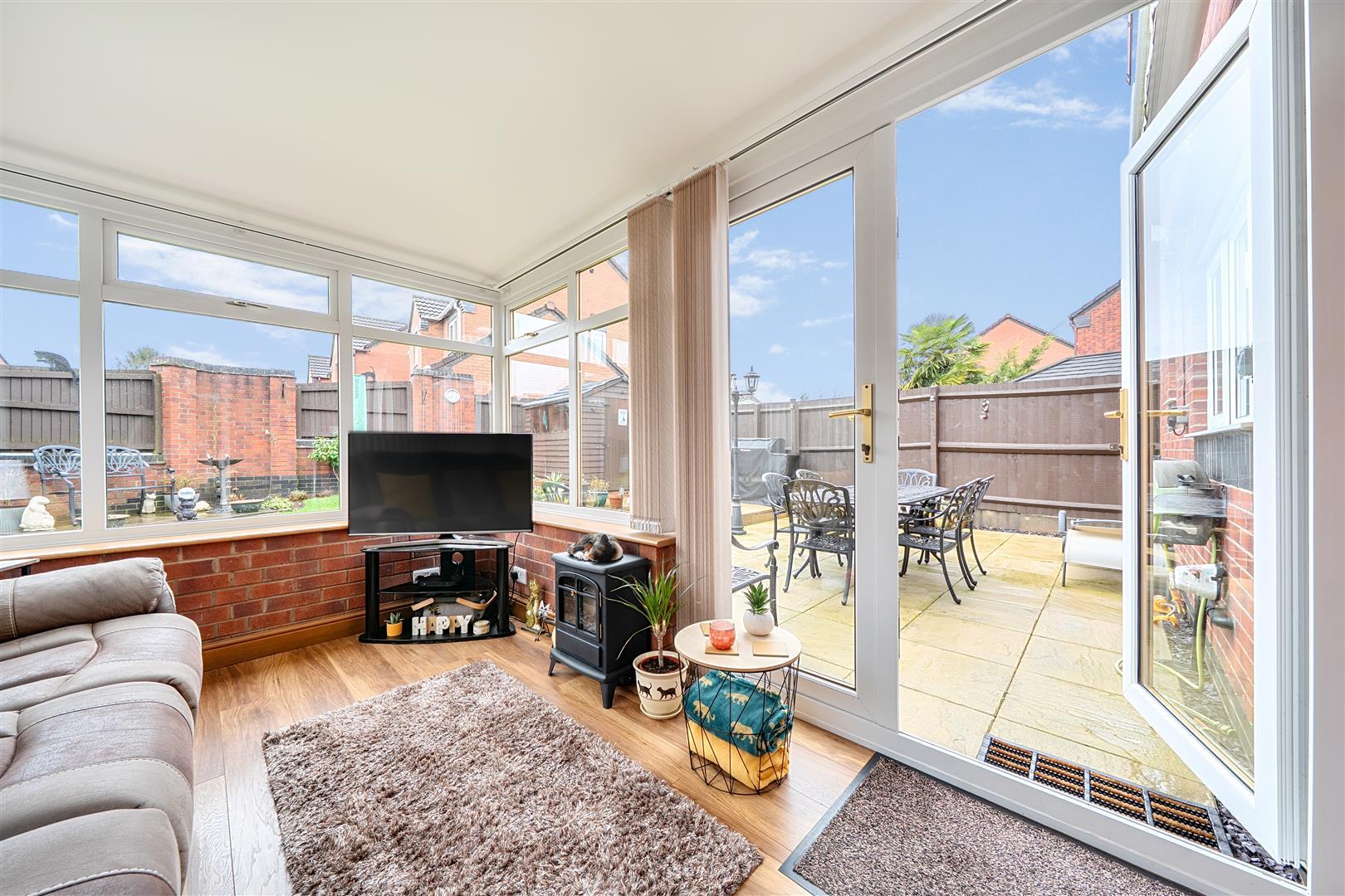 Property Image 2d078a74-ea2b-43a0-964d-476e1e53ffb8