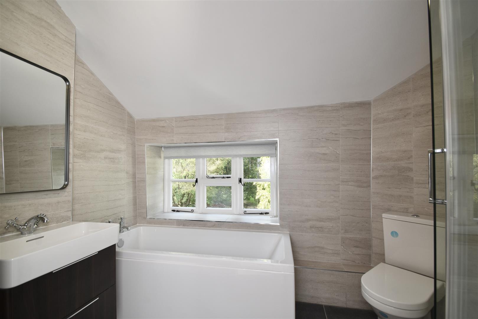 Property Image 2d179e48-9265-49b2-8a93-232f1e344c22