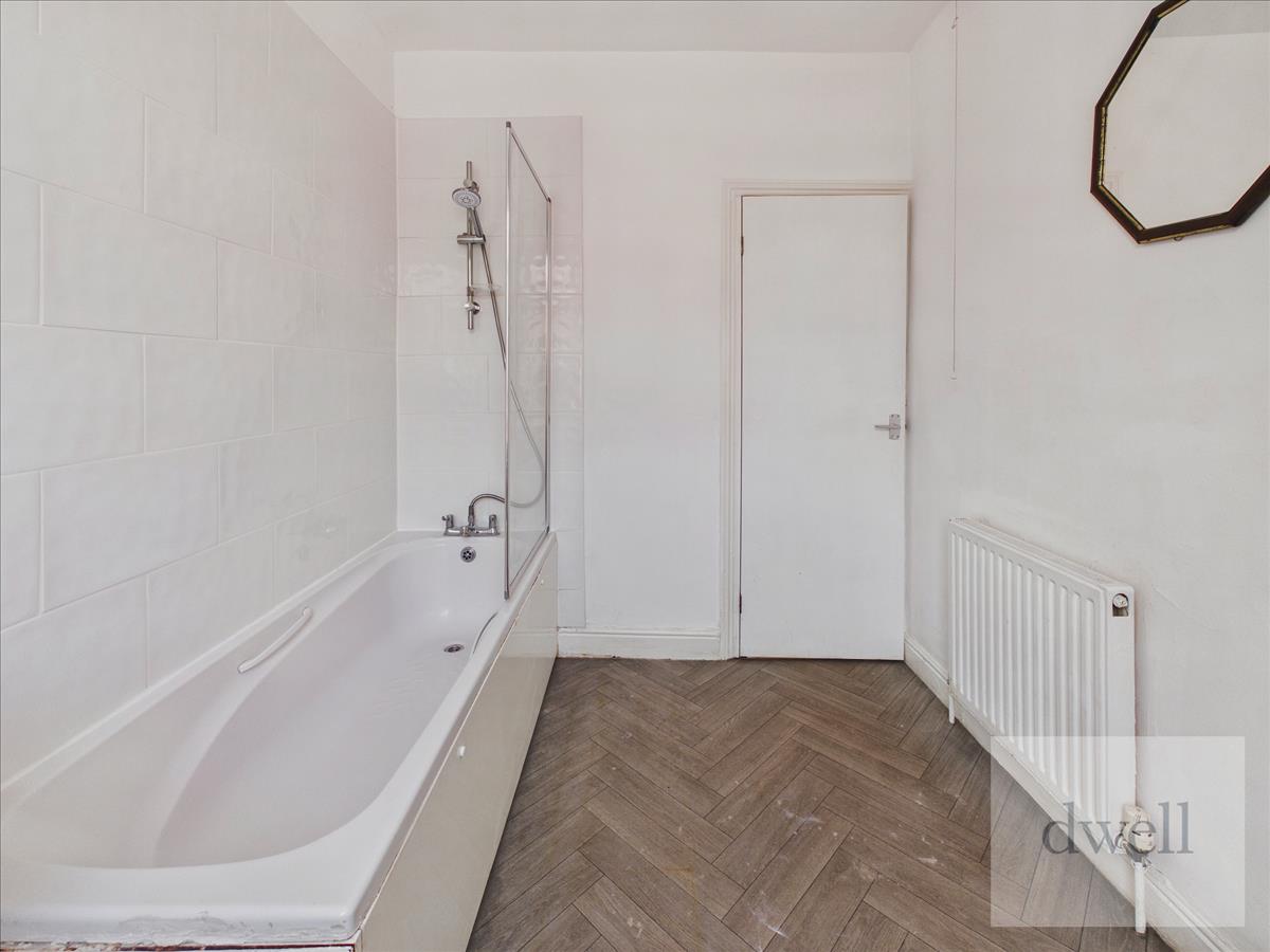 Property Image 2d18d622-dc36-482a-aaf3-78c74e6eeab4