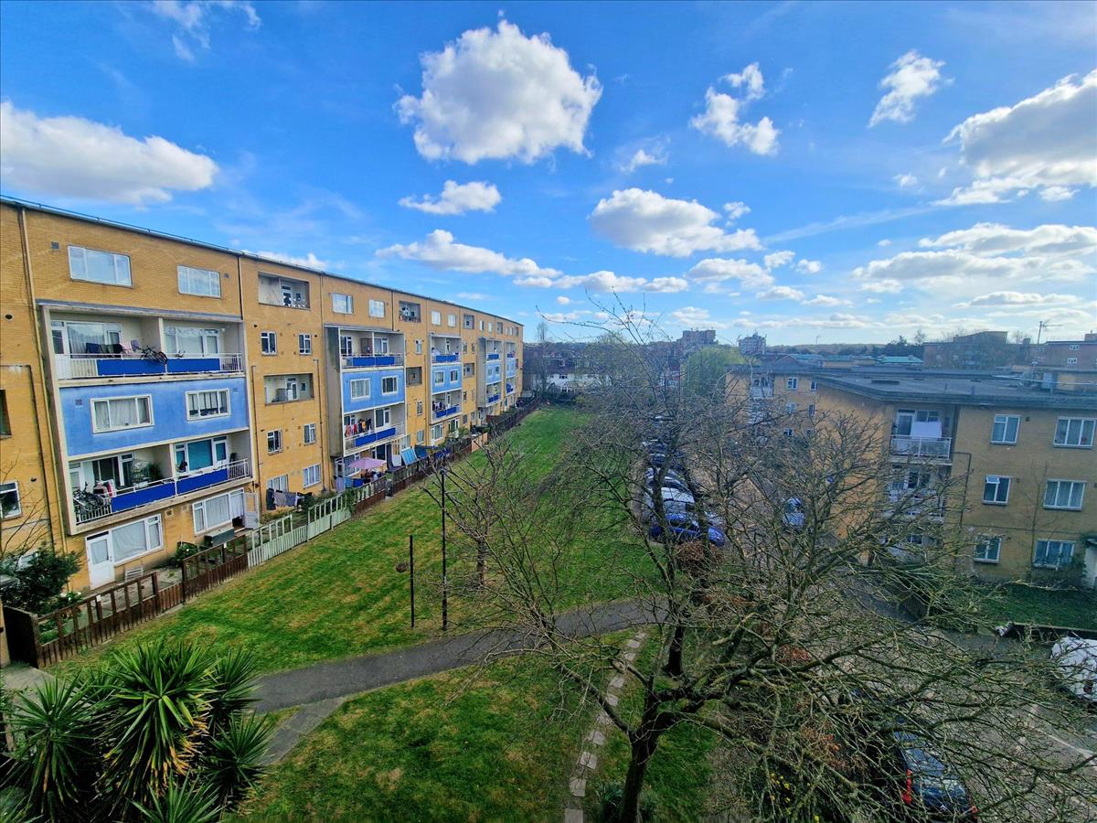 Property Image 2d28892c-75d2-4298-94bb-eb683038e52a