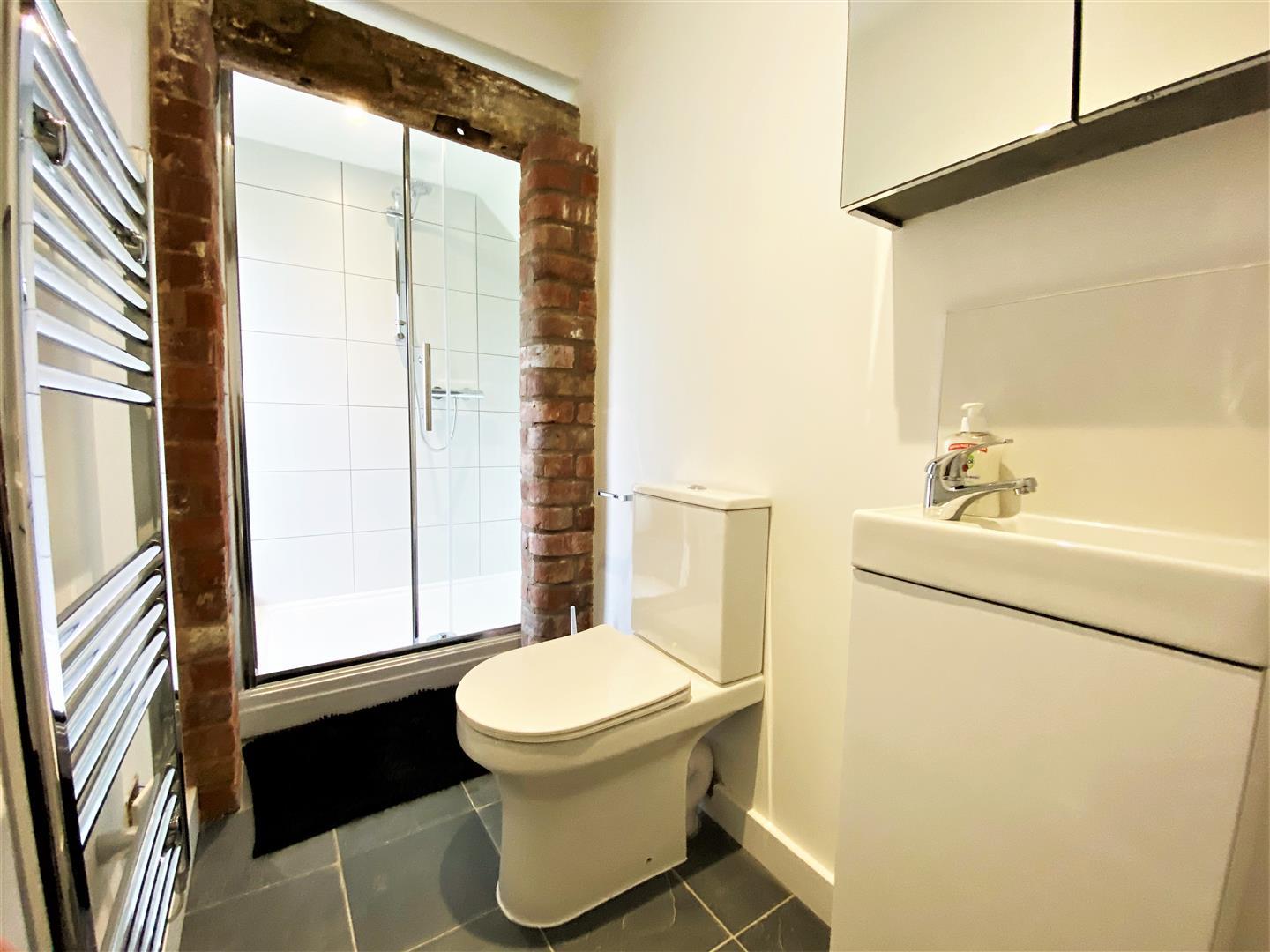 Property Image 2d2b67cd-0e16-428c-b7b9-d43bc7210db3