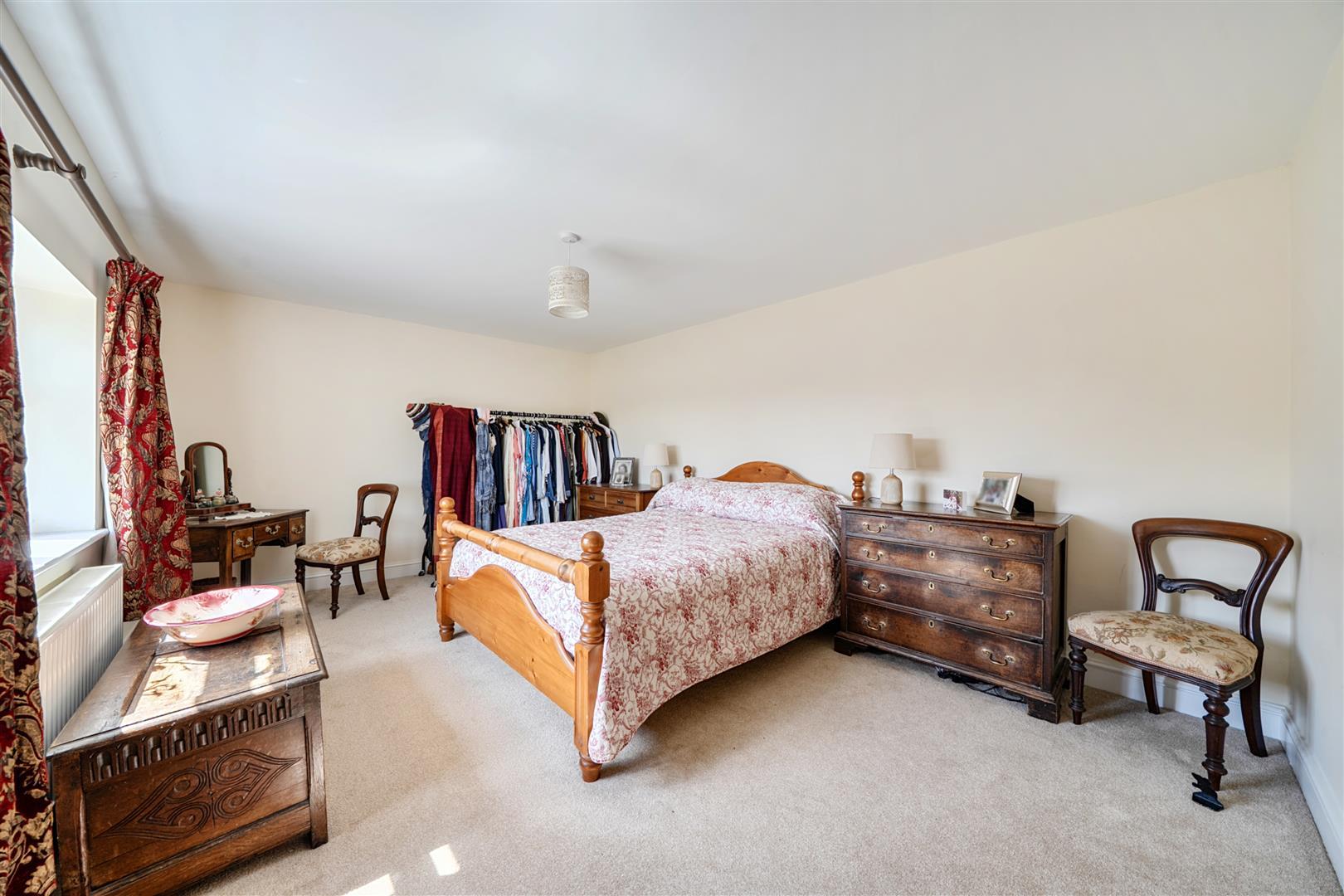 Property Image 2d409d25-b8ad-4324-9a6a-768f69c5fe87