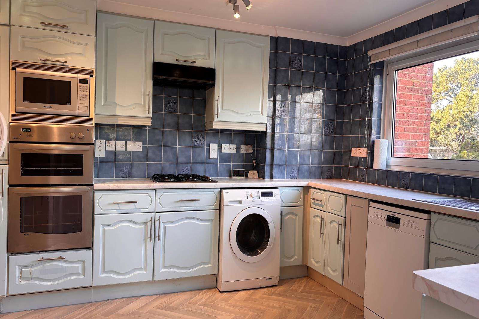 Property Image 2d40dda5-9b39-4ad7-9661-63e86dba1c10