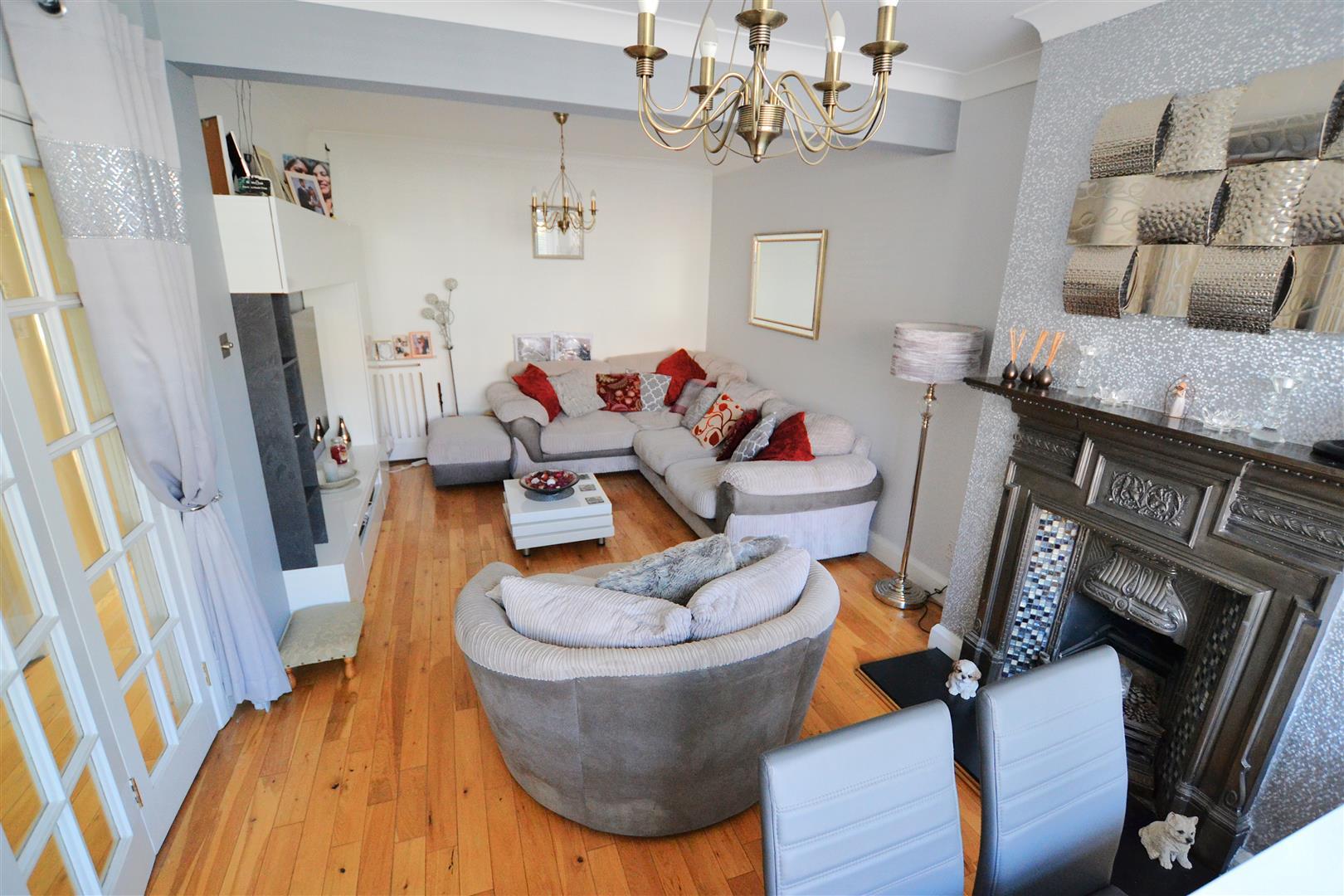 Property Image 2d65a97b-ce6e-4fbb-b36a-ba73c60e008a
