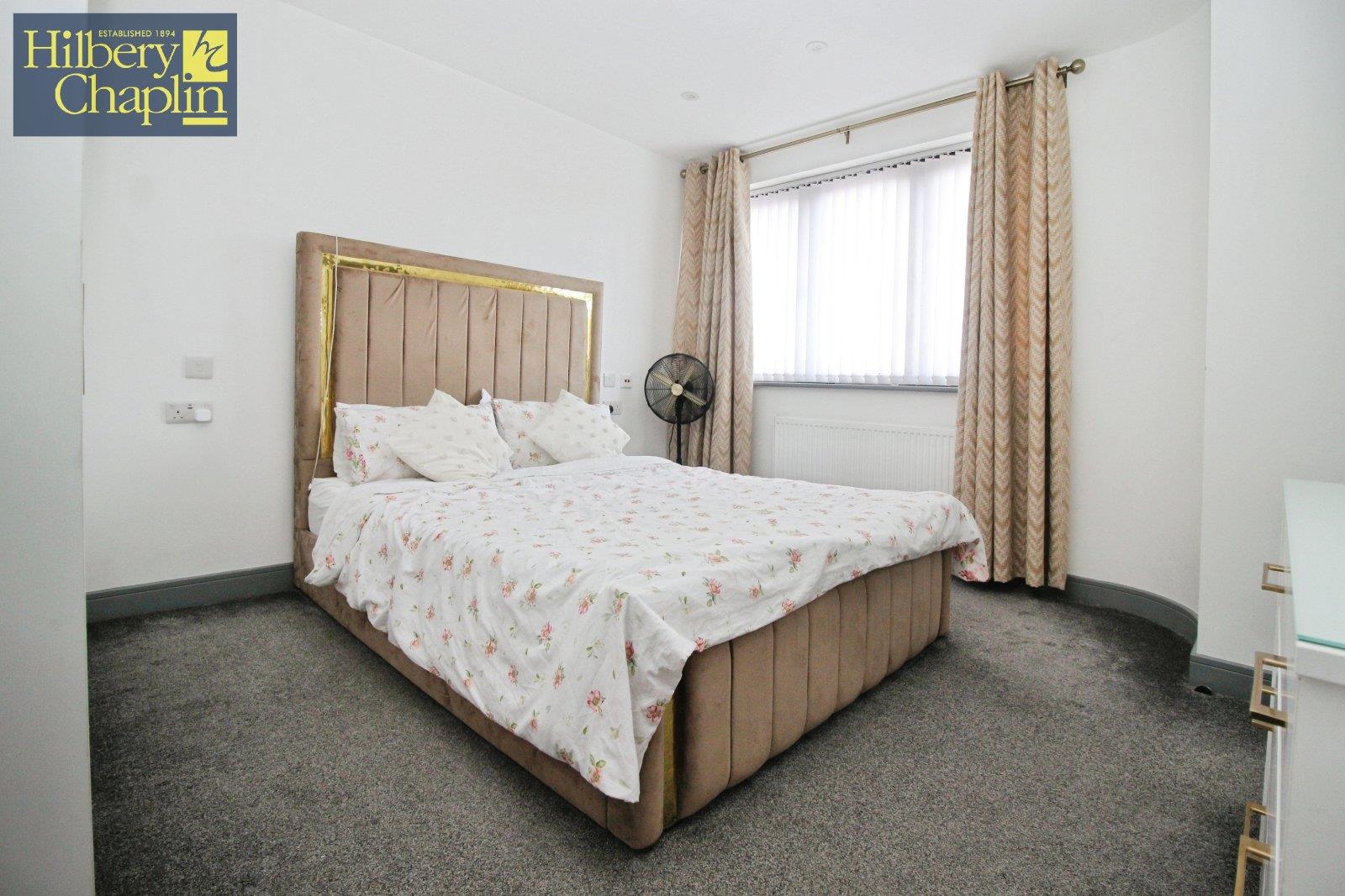 Property Image 2d676d85-b943-4299-8153-df512296a936