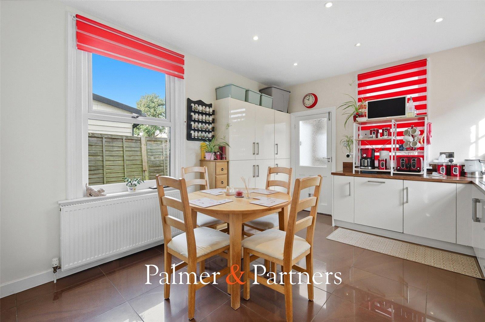 Property Image 2d723e88-bd44-4cff-add9-3f734117c0e0