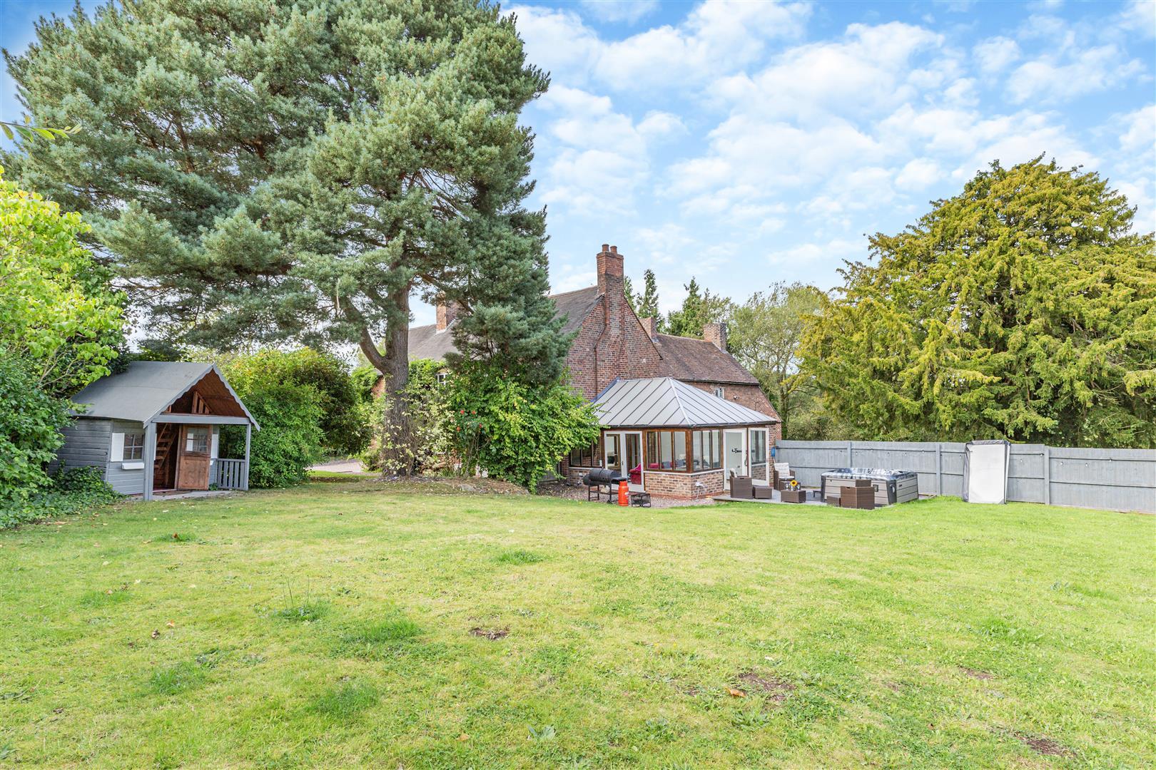 Property Image 2d747c46-00da-40c7-8789-cd80aa4388d0