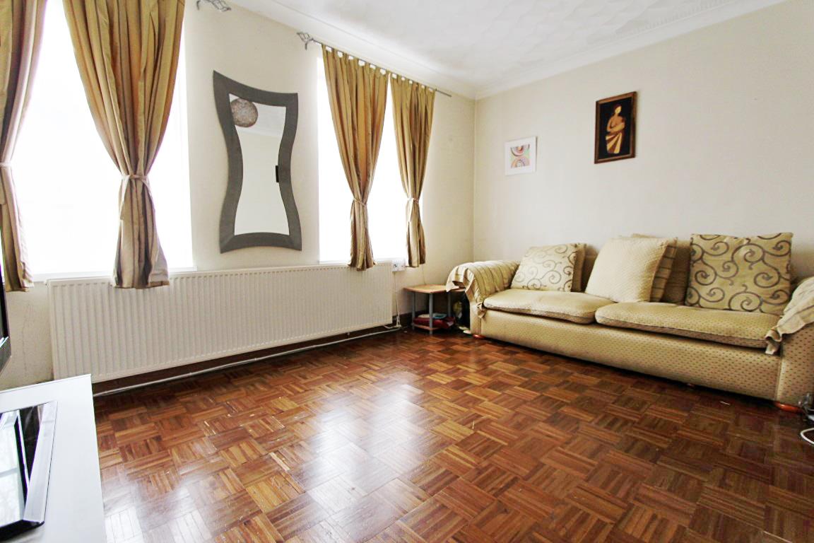 Property Image 2d7f2c3c-ee7d-4448-87d4-07d24eae250d