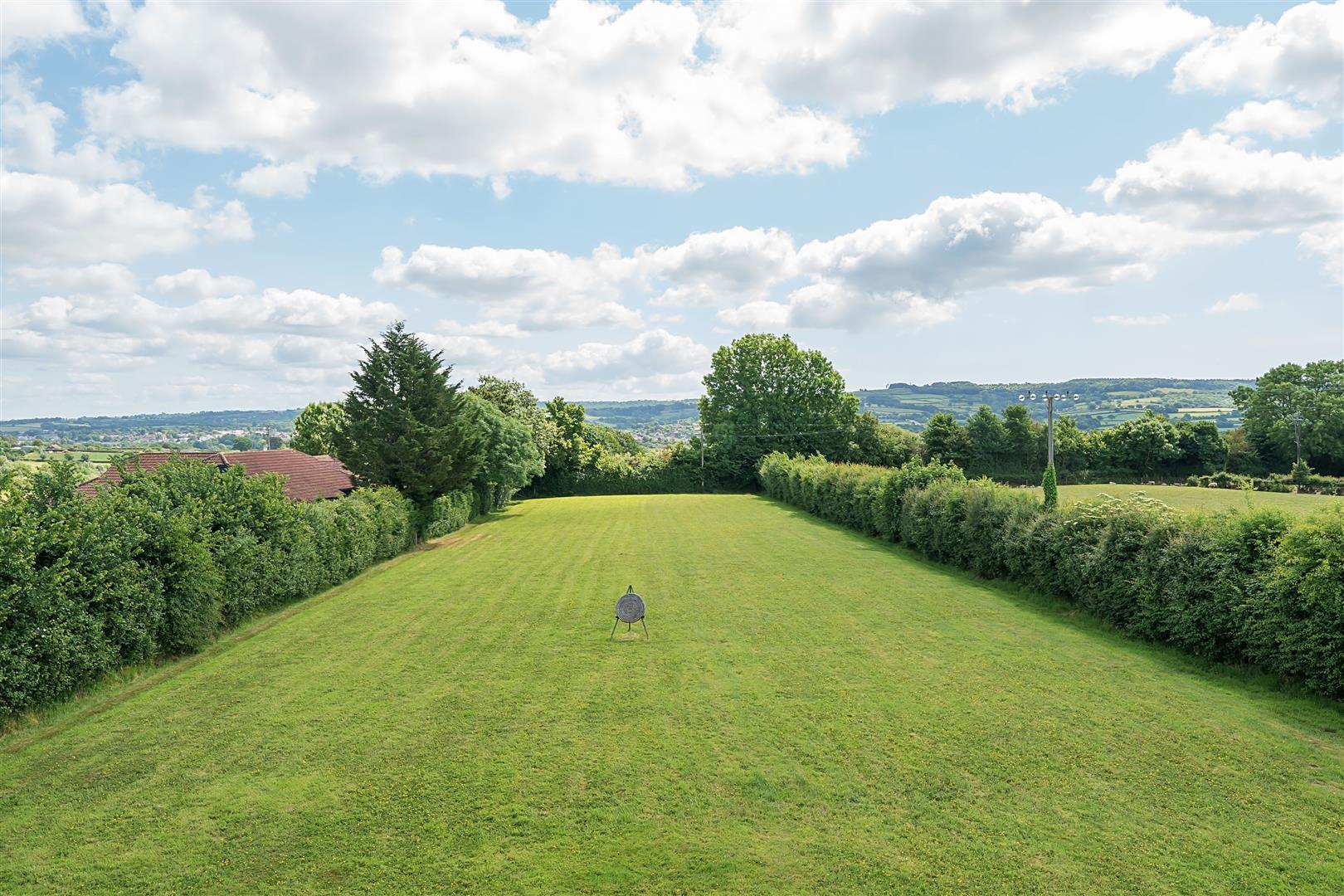 Property Image 2d815994-3c81-4ef4-b33e-725d75d285b2