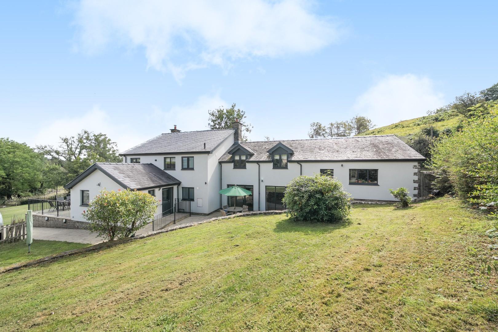 Property Image 2d8f5887-1d99-4918-886a-8287dc7ec921