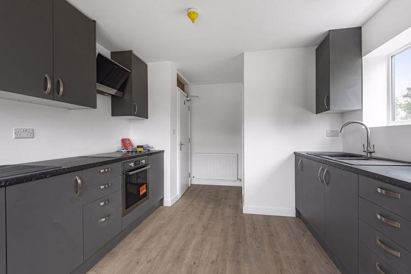 Property Image 2db108dc-e8bf-4a41-884d-ca7e62ca7f00