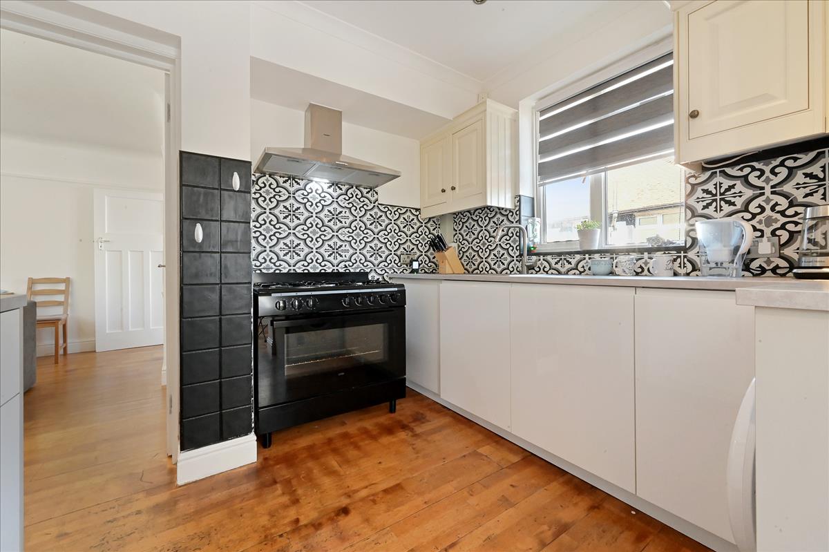 Property Image 2dba6183-a82f-4332-ba96-8c1829bb0d0e