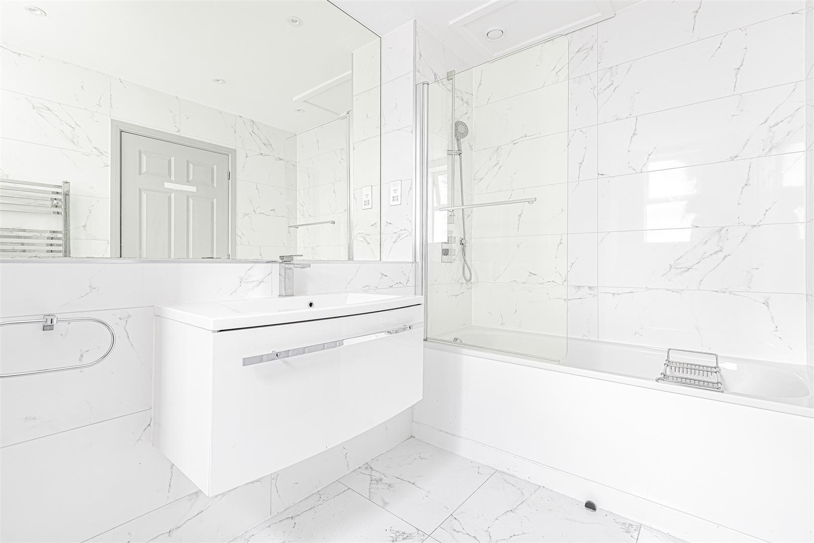 Property Image 2dc1f8ca-72b1-4b2e-96e9-6b8a70092125