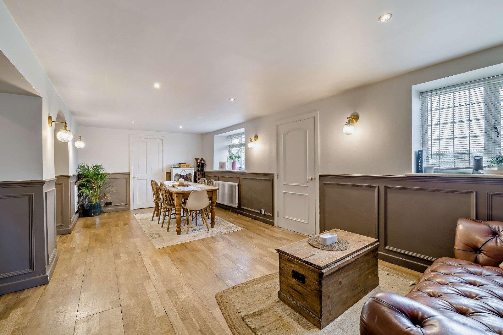 Property Image 2dd133b6-02a7-4c6e-900e-35c26ec93e85