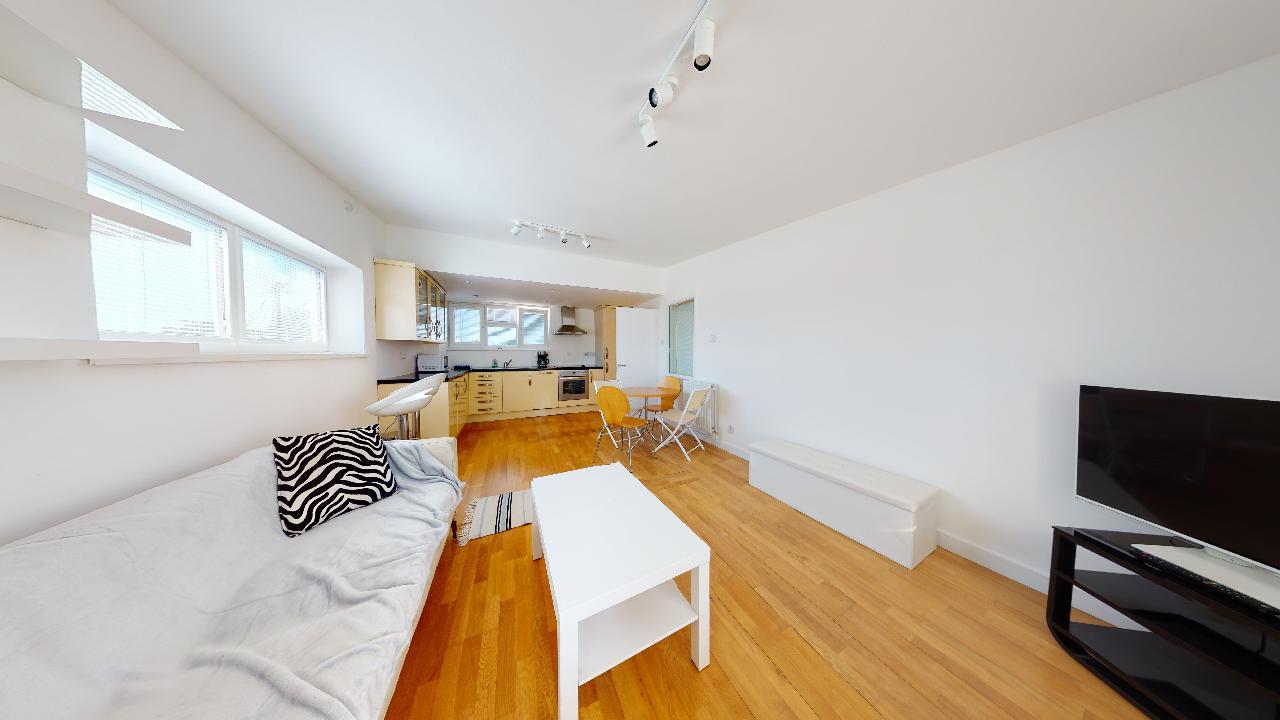 Property Image 2dd14770-eeb2-4bf1-82b9-c94089ac0d25